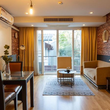 Go Inn Thonglor Банкок Екстериор снимка
