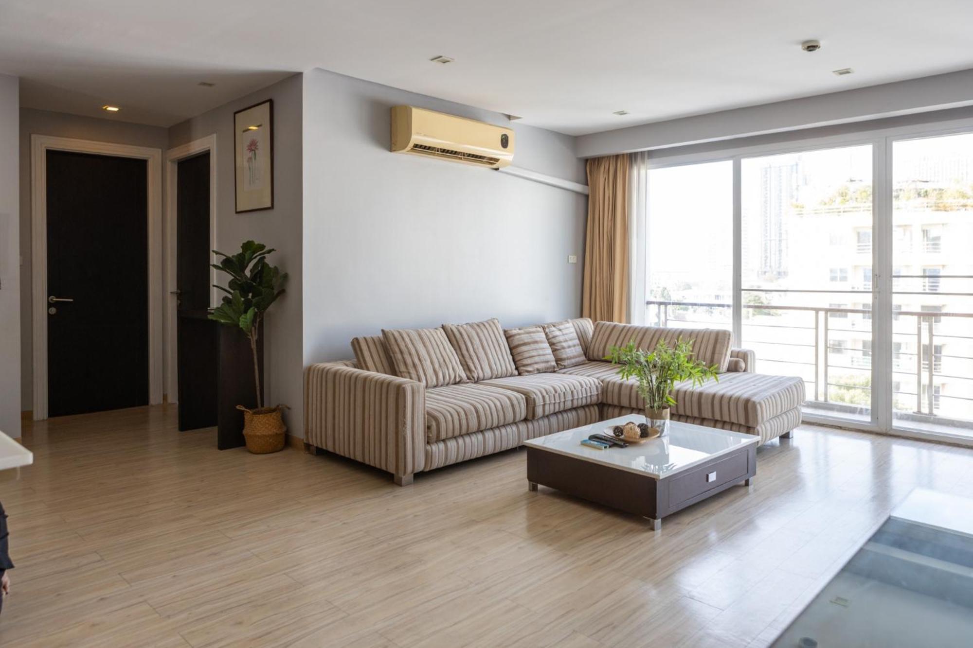 Go Inn Thonglor Банкок Екстериор снимка
